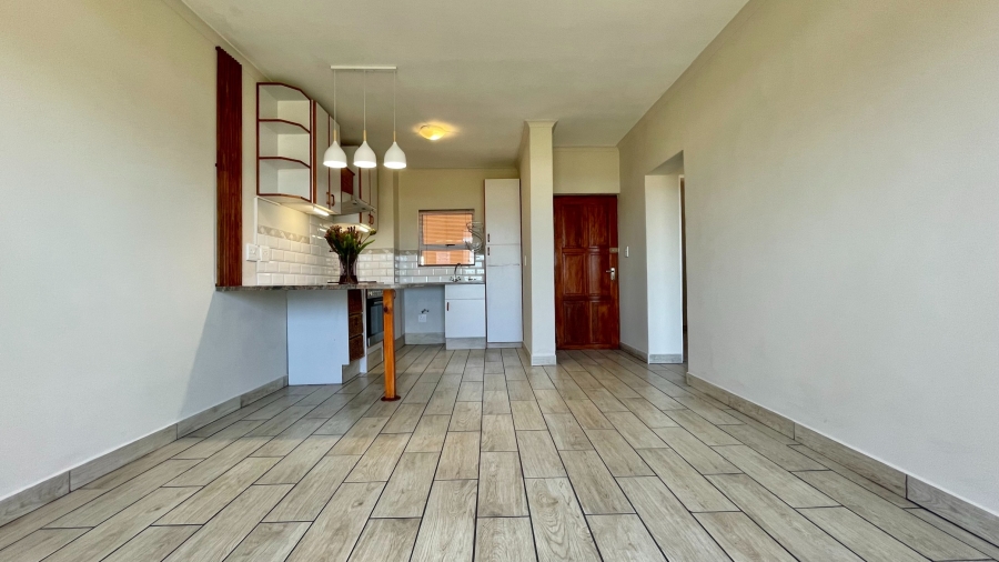 2 Bedroom Property for Sale in Whispering Pines Western Cape